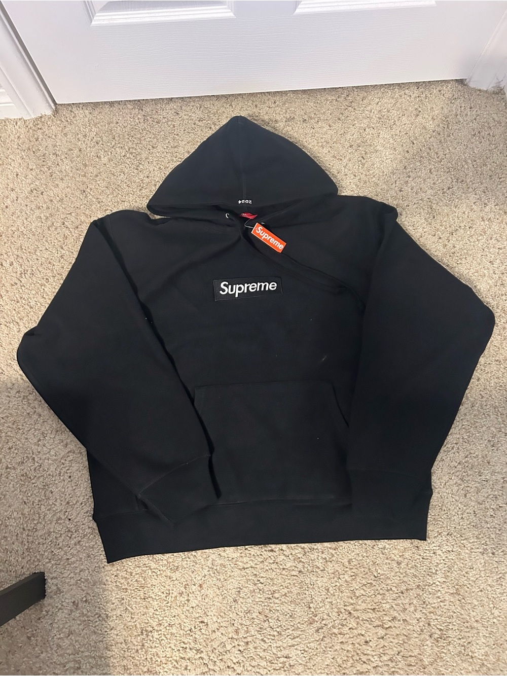 Supreme Men’s Black Box Logo Hoodie